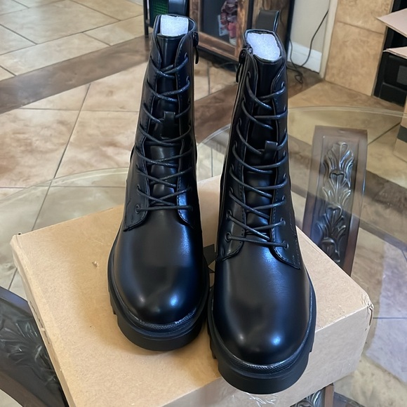 Black lace up combat boots NEW SIZE 7.5 - Picture 2 of 5